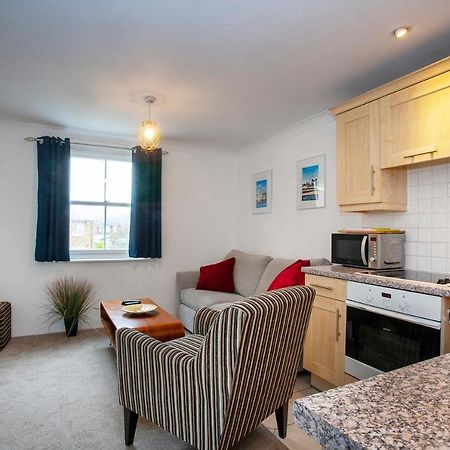 The Spires - Cosy Apartment Just Outside Of City Centre Canterbury Dış mekan fotoğraf