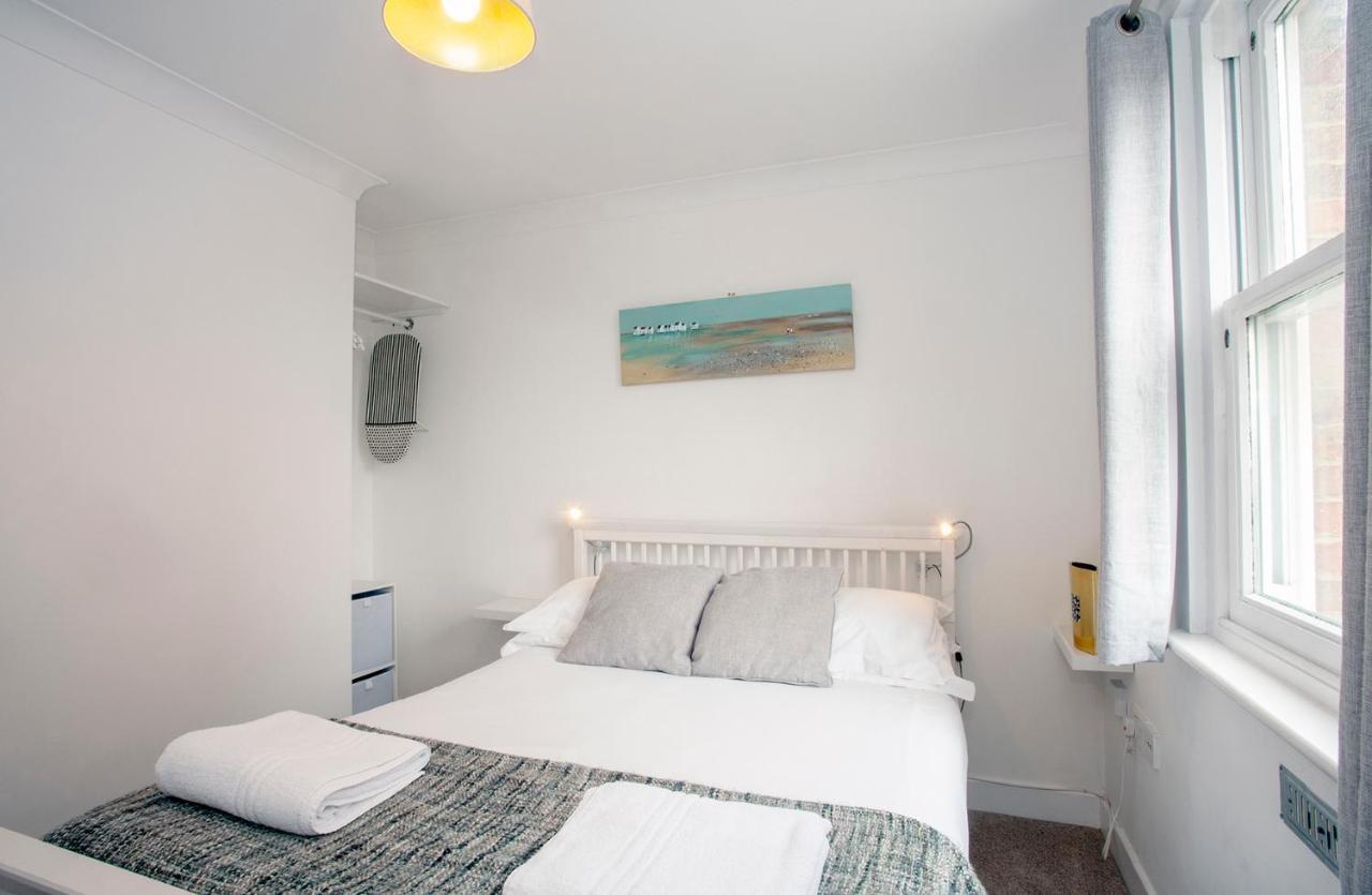 The Spires - Cosy Apartment Just Outside Of City Centre Canterbury Dış mekan fotoğraf