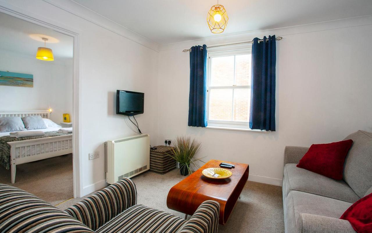 The Spires - Cosy Apartment Just Outside Of City Centre Canterbury Dış mekan fotoğraf
